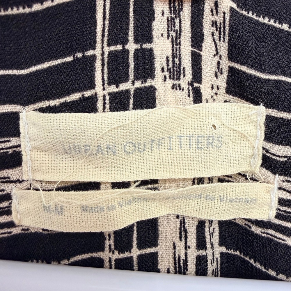 Urban Outfitters Black Cream Plaid Wrap Dress High Low Ruffle Midi Womens Medium - Picture 6 of 6